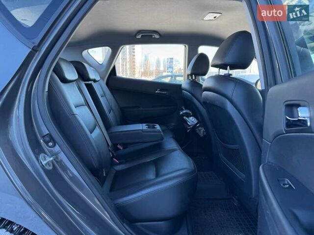 Серый Хендай i30, объемом двигателя 1.59 л и пробегом 185 тыс. км за 6490 $, фото 10 на Automoto.ua
