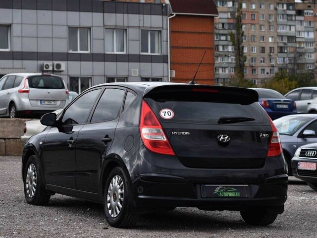 Серый Хендай i30, объемом двигателя 1.4 л и пробегом 191 тыс. км за 4999 $, фото 3 на Automoto.ua