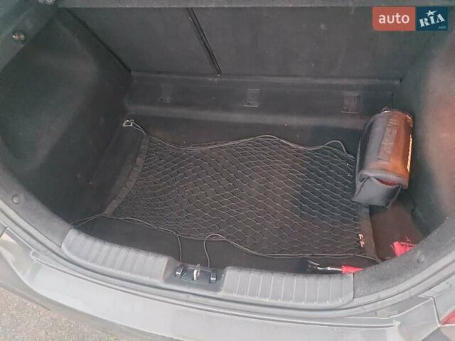 Серый Хендай i30, объемом двигателя 1.59 л и пробегом 185 тыс. км за 5900 $, фото 16 на Automoto.ua