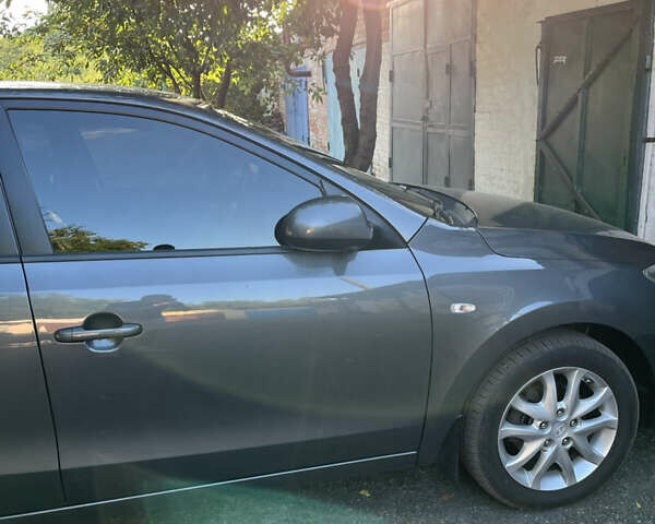 Сірий Хендай i30, об'ємом двигуна 1.4 л та пробігом 159 тис. км за 7000 $, фото 6 на Automoto.ua
