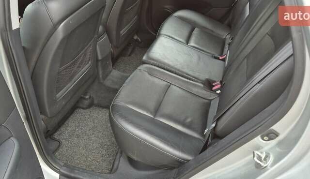 Сірий Хендай i30, об'ємом двигуна 1.58 л та пробігом 250 тис. км за 4800 $, фото 18 на Automoto.ua