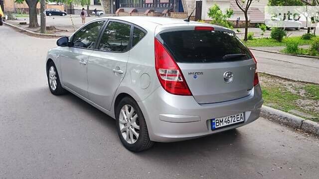 Сірий Хендай i30, об'ємом двигуна 1.6 л та пробігом 222 тис. км за 6000 $, фото 7 на Automoto.ua