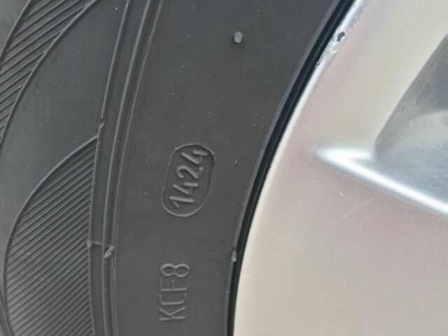 Серый Хендай i30, объемом двигателя 1.4 л и пробегом 255 тыс. км за 5900 $, фото 5 на Automoto.ua