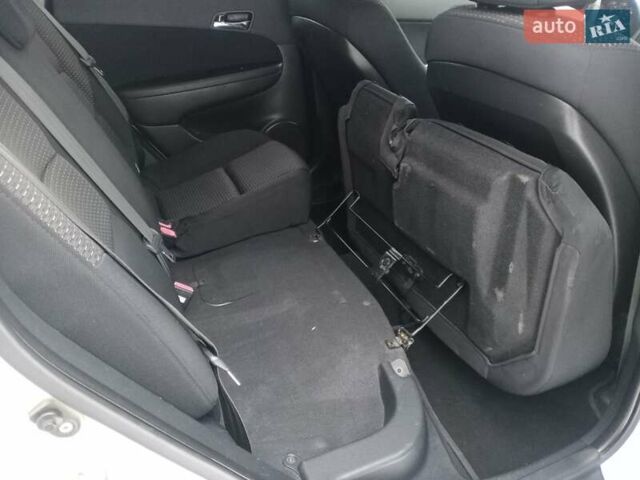 Серый Хендай i30, объемом двигателя 1.6 л и пробегом 187 тыс. км за 5199 $, фото 15 на Automoto.ua