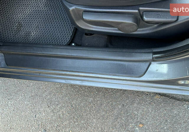 Сірий Хендай i30, об'ємом двигуна 1.6 л та пробігом 128 тис. км за 6500 $, фото 15 на Automoto.ua