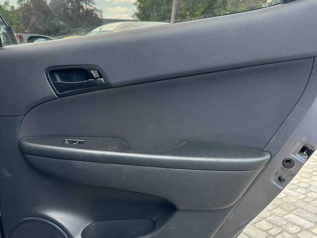 Хендай i30 2008 в Кривом Роге на Automoto.ua Серый Хендай i30, объемом двигателя 1.6 л и пробегом 277 тыс. км за 5400 $, фото 6 на Automoto.ua