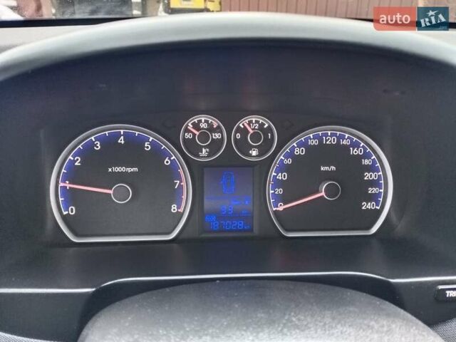 Серый Хендай i30, объемом двигателя 1.6 л и пробегом 187 тыс. км за 5199 $, фото 26 на Automoto.ua