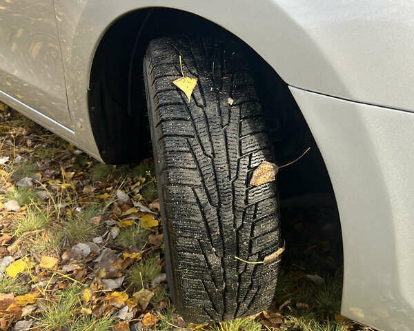 Сірий Хендай i30, об'ємом двигуна 1.59 л та пробігом 177 тис. км за 7499 $, фото 5 на Automoto.ua