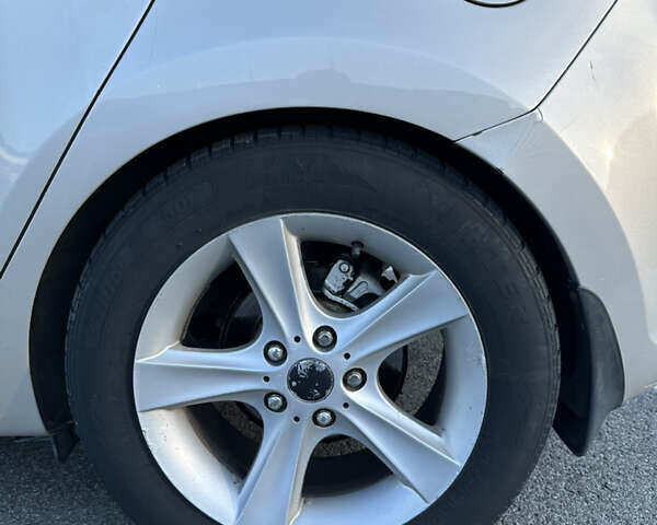 Серый Хендай i30, объемом двигателя 1.58 л и пробегом 190 тыс. км за 6400 $, фото 24 на Automoto.ua