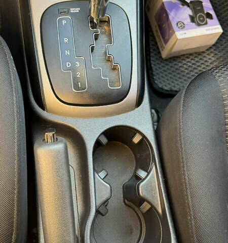 Сірий Хендай i30, об'ємом двигуна 1.6 л та пробігом 128 тис. км за 6500 $, фото 19 на Automoto.ua