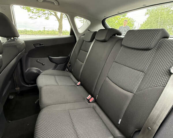 Серый Хендай i30, объемом двигателя 1.59 л и пробегом 173 тыс. км за 5950 $, фото 30 на Automoto.ua