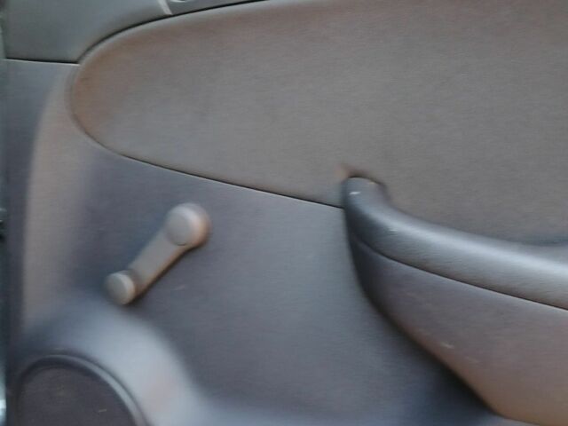 Серый Хендай i30, объемом двигателя 1.4 л и пробегом 172 тыс. км за 6300 $, фото 16 на Automoto.ua