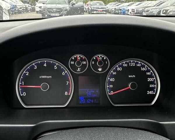 Серый Хендай i30, объемом двигателя 1.4 л и пробегом 201 тыс. км за 6800 $, фото 21 на Automoto.ua