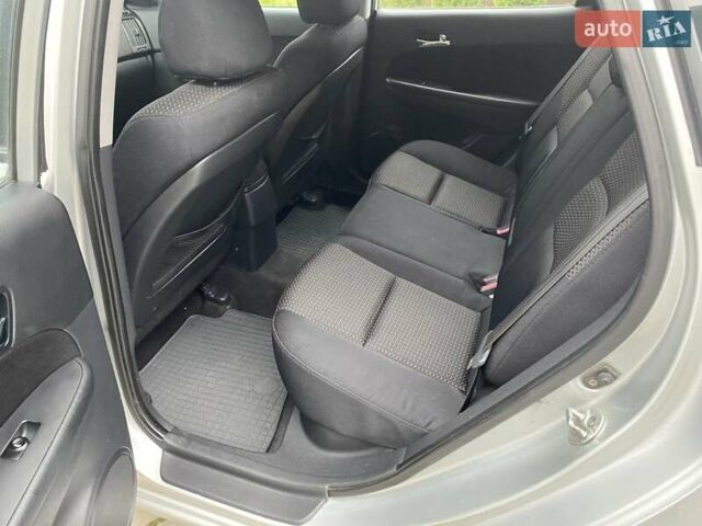 Серый Хендай i30, объемом двигателя 1.59 л и пробегом 182 тыс. км за 6999 $, фото 18 на Automoto.ua