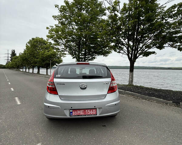 Серый Хендай i30, объемом двигателя 1.59 л и пробегом 173 тыс. км за 5950 $, фото 19 на Automoto.ua