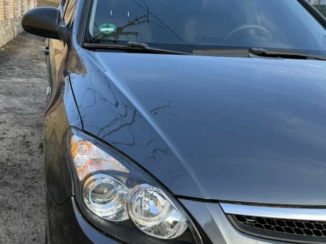 Серый Хендай i30, объемом двигателя 1.4 л и пробегом 172 тыс. км за 6300 $, фото 1 на Automoto.ua