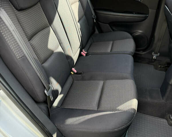 Хендай i30 2009 в Киеве на Automoto.ua Серый Хендай i30, объемом двигателя 1.59 л и пробегом 181 тыс. км за 6500 $, фото 21 на Automoto.ua
