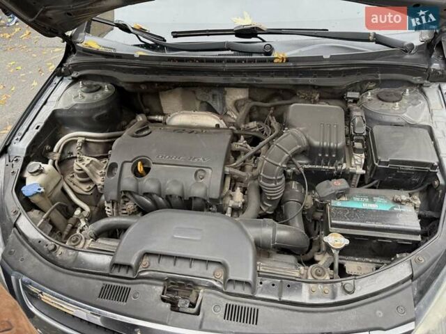Хендай i30 2009 в Днепре (Днепропетровске) на Automoto.ua Серый Хендай i30, объемом двигателя 1.4 л и пробегом 222 тыс. км за 5200 $, фото 5 на Automoto.ua