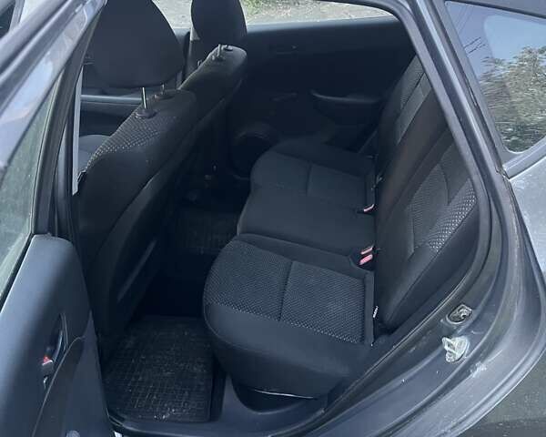 Серый Хендай i30, объемом двигателя 1.4 л и пробегом 212 тыс. км за 4900 $, фото 10 на Automoto.ua