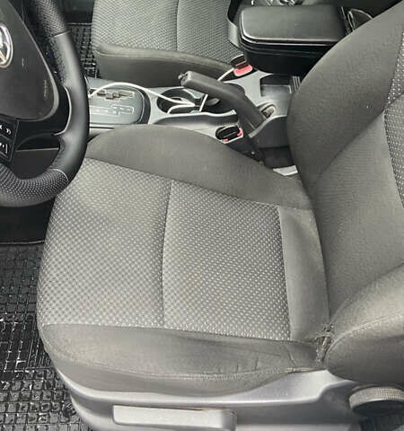 Серый Хендай i30, объемом двигателя 1.59 л и пробегом 160 тыс. км за 7300 $, фото 4 на Automoto.ua