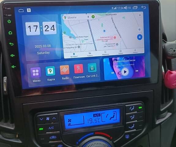 Серый Хендай i30, объемом двигателя 1.4 л и пробегом 178 тыс. км за 7400 $, фото 7 на Automoto.ua