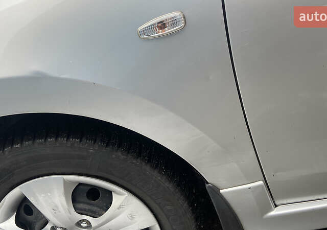 Серый Хендай i30, объемом двигателя 1.59 л и пробегом 160 тыс. км за 7300 $, фото 8 на Automoto.ua