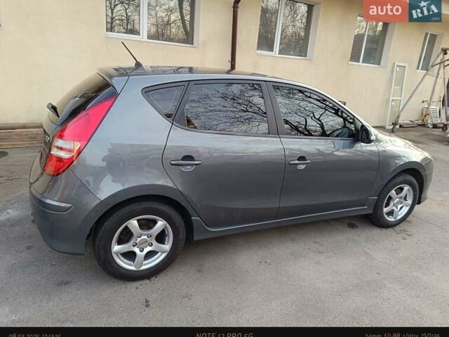 Серый Хендай i30, объемом двигателя 1.4 л и пробегом 178 тыс. км за 7400 $, фото 37 на Automoto.ua