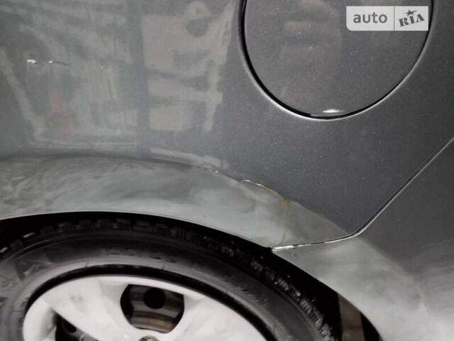 Серый Хендай i30, объемом двигателя 1.58 л и пробегом 274 тыс. км за 5400 $, фото 6 на Automoto.ua