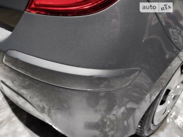 Серый Хендай i30, объемом двигателя 1.58 л и пробегом 274 тыс. км за 5400 $, фото 9 на Automoto.ua
