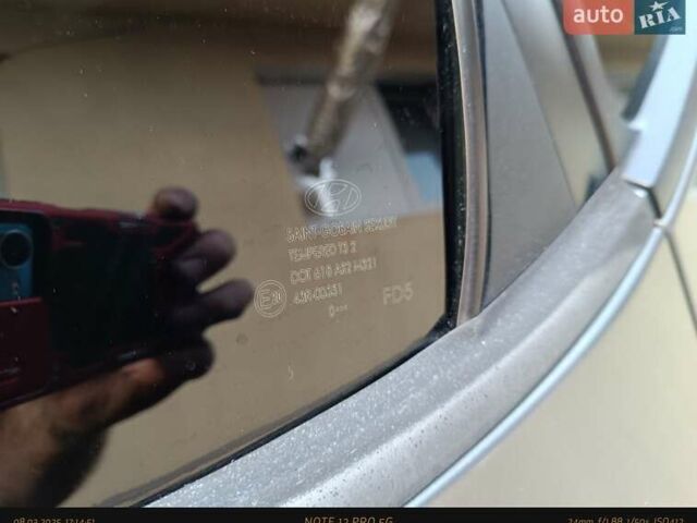 Серый Хендай i30, объемом двигателя 1.4 л и пробегом 178 тыс. км за 7400 $, фото 31 на Automoto.ua