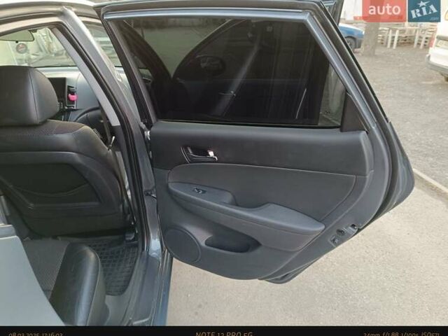 Серый Хендай i30, объемом двигателя 1.4 л и пробегом 178 тыс. км за 7400 $, фото 24 на Automoto.ua