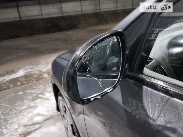 Серый Хендай i30, объемом двигателя 1.58 л и пробегом 274 тыс. км за 5400 $, фото 8 на Automoto.ua