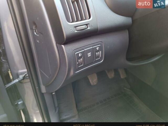 Серый Хендай i30, объемом двигателя 1.4 л и пробегом 178 тыс. км за 7400 $, фото 19 на Automoto.ua