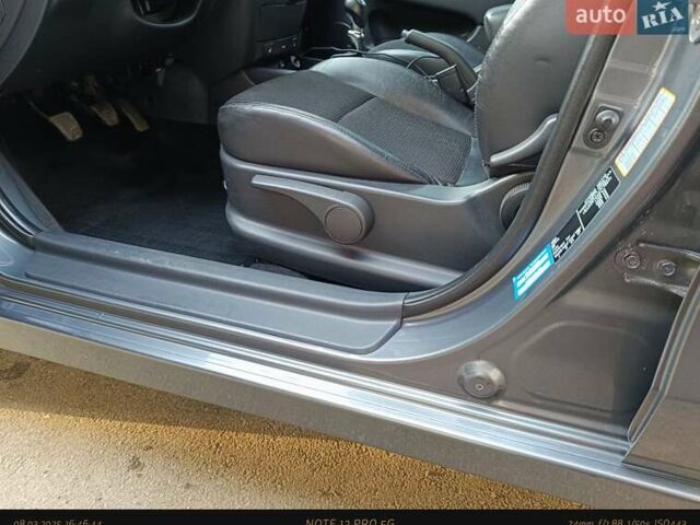 Серый Хендай i30, объемом двигателя 1.4 л и пробегом 178 тыс. км за 7400 $, фото 56 на Automoto.ua