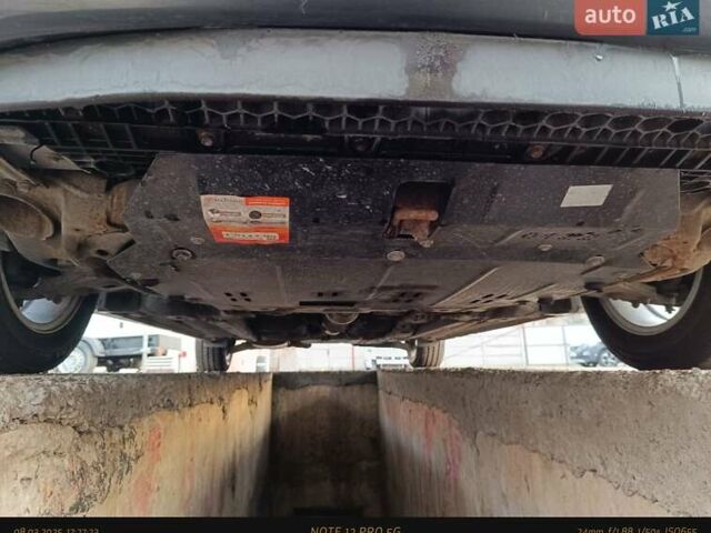 Серый Хендай i30, объемом двигателя 1.4 л и пробегом 178 тыс. км за 7400 $, фото 9 на Automoto.ua