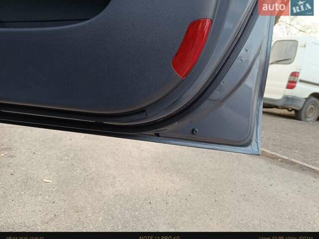 Серый Хендай i30, объемом двигателя 1.4 л и пробегом 178 тыс. км за 7400 $, фото 27 на Automoto.ua