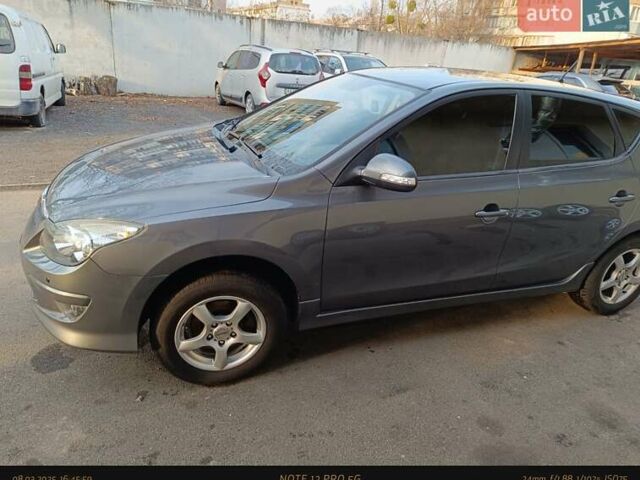 Серый Хендай i30, объемом двигателя 1.4 л и пробегом 178 тыс. км за 7400 $, фото 61 на Automoto.ua