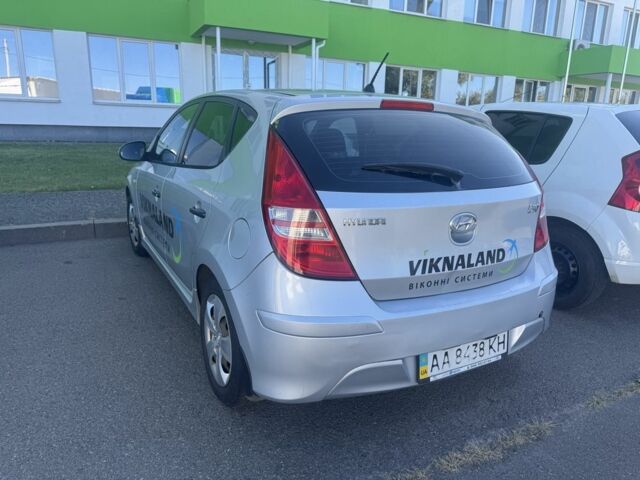 Хендай i30 2011 в Киеве на Automoto.ua Серый Хендай i30, объемом двигателя 1.4 л и пробегом 295 тыс. км за 6200 $, фото 3 на Automoto.ua