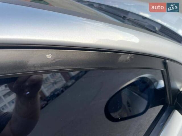 Сірий Хендай i30, об'ємом двигуна 1.4 л та пробігом 166 тис. км за 6300 $, фото 7 на Automoto.ua