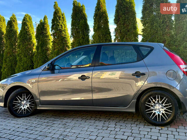 Хендай i30 2011 в Трускавце на Automoto.ua Серый Хендай i30, объемом двигателя 1.4 л и пробегом 177 тыс. км за 5950 $, фото 32 на Automoto.ua