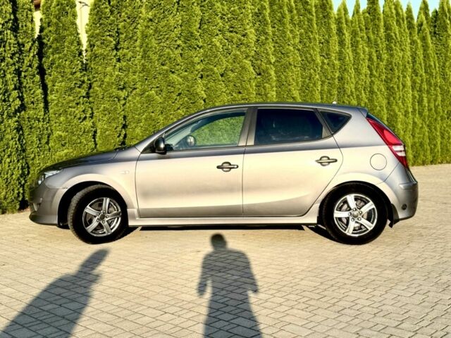 Серый Хендай i30, объемом двигателя 1.4 л и пробегом 161 тыс. км за 5999 $, фото 22 на Automoto.ua