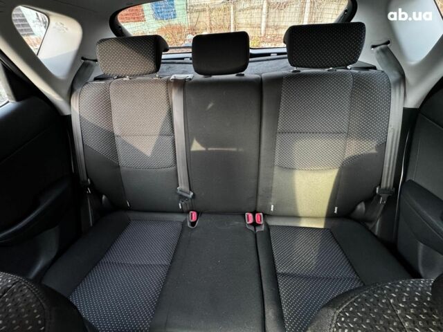 Серый Хендай i30, объемом двигателя 1.4 л и пробегом 162 тыс. км за 6490 $, фото 18 на Automoto.ua