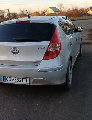 Серый Хендай i30, объемом двигателя 1.58 л и пробегом 230 тыс. км за 7600 $, фото 12 на Automoto.ua