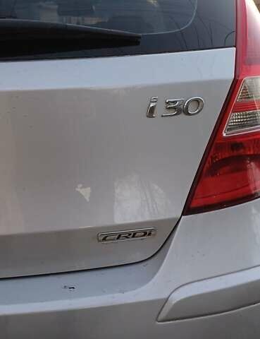 Серый Хендай i30, объемом двигателя 1.58 л и пробегом 230 тыс. км за 7600 $, фото 34 на Automoto.ua