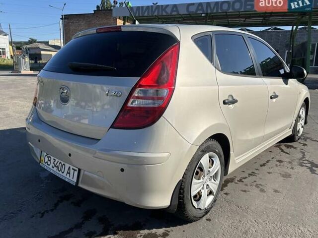 Серый Хендай i30, объемом двигателя 1.6 л и пробегом 53 тыс. км за 7800 $, фото 3 на Automoto.ua