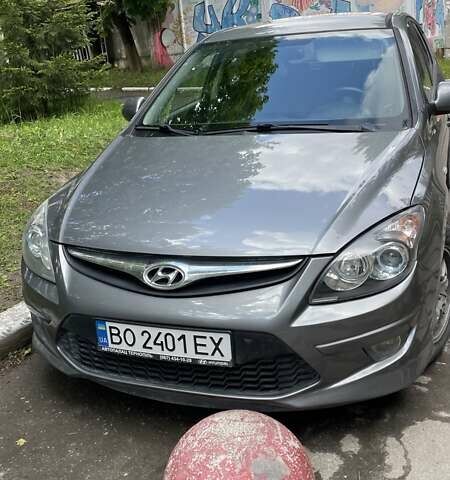 Хендай i30 2011 в Тернополе на Automoto.ua Серый Хендай i30, объемом двигателя 1.4 л и пробегом 176 тыс. км за 5858 $, фото 4 на Automoto.ua