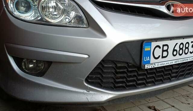 Серый Хендай i30, объемом двигателя 1.58 л и пробегом 230 тыс. км за 7600 $, фото 15 на Automoto.ua