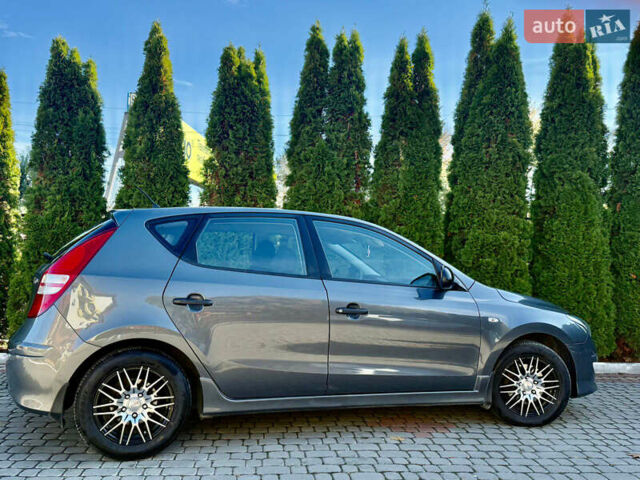 Хендай i30 2011 в Трускавце на Automoto.ua Серый Хендай i30, объемом двигателя 1.4 л и пробегом 177 тыс. км за 5950 $, фото 20 на Automoto.ua