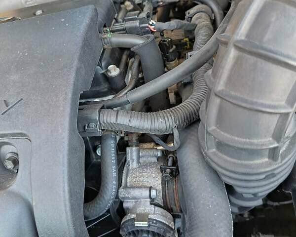 Серый Хендай i30, объемом двигателя 1.4 л и пробегом 173 тыс. км за 6450 $, фото 6 на Automoto.ua