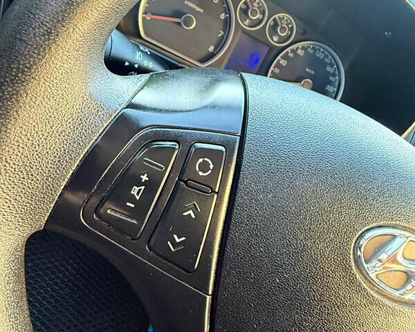 Хендай i30 2011 в Трускавце на Automoto.ua Серый Хендай i30, объемом двигателя 1.4 л и пробегом 177 тыс. км за 5950 $, фото 55 на Automoto.ua